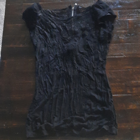 Tee - Picture 1 of 6